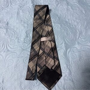 Geoffrey Beene Black, Gray and Taupe Plaid Silk Tie A40